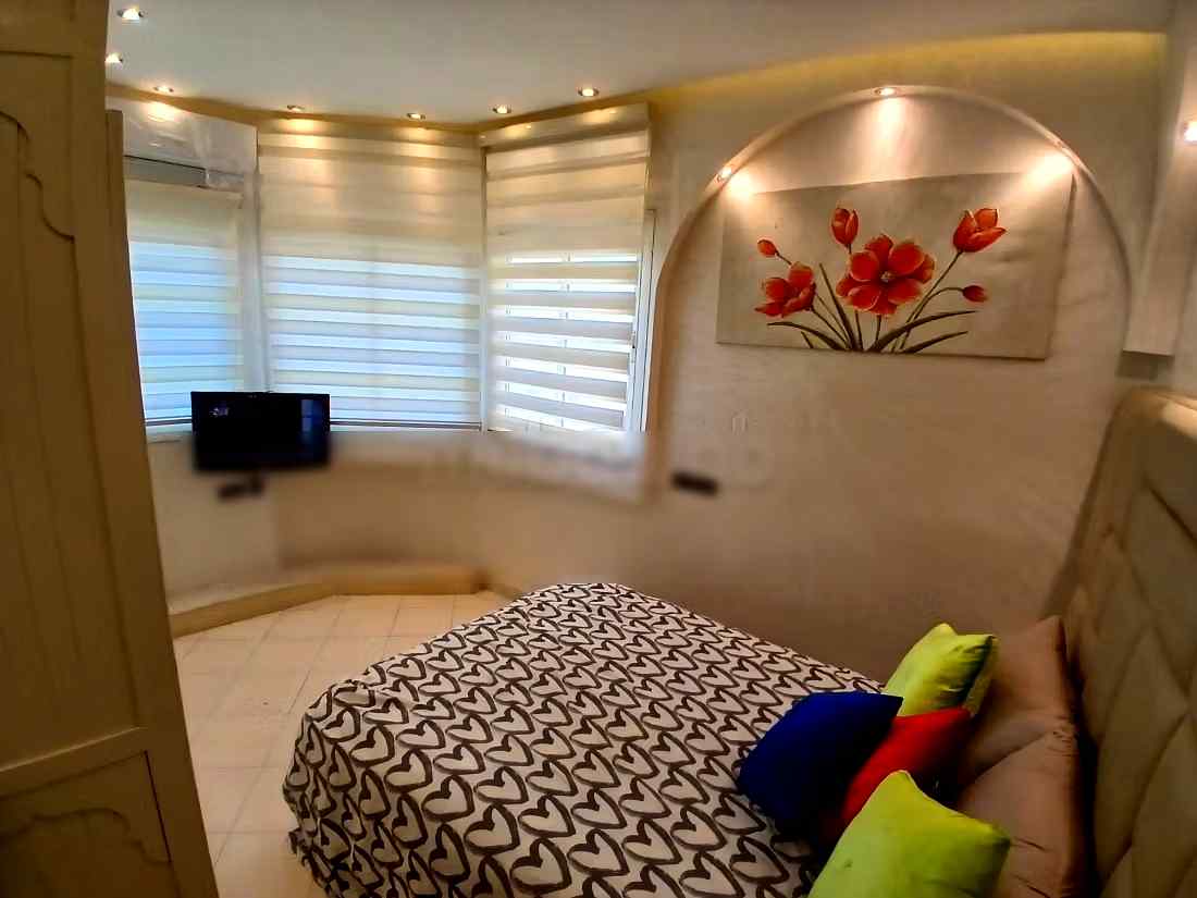 Appartement de vacances à louer à El Manar 
El Hank. Superficie 70 m². Système de parabole et salon marocain - Photo 11