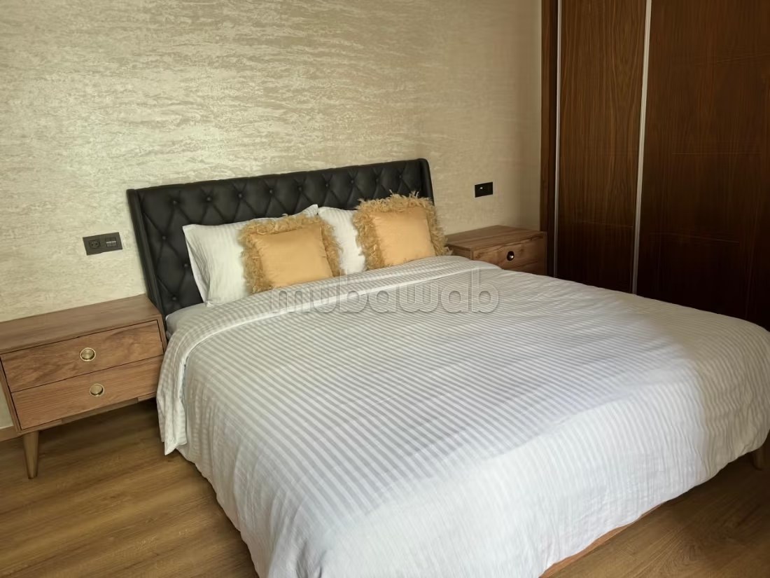 Location saisonnière à Founti. Résidence à 300 mètres de la plage 1 chambre. Places de stationnement et terrasse - Photo 9