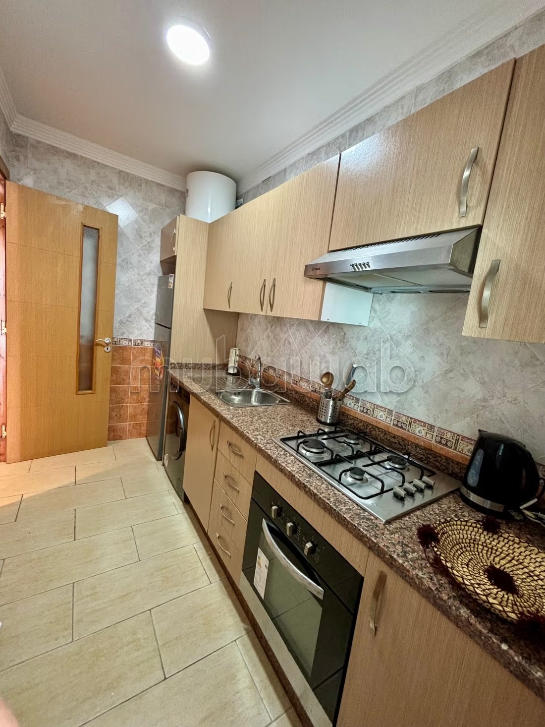 Location d'un appartement à Cabo Negro. Surface de 150 m². Belle terrasse et jardin - Photo 19