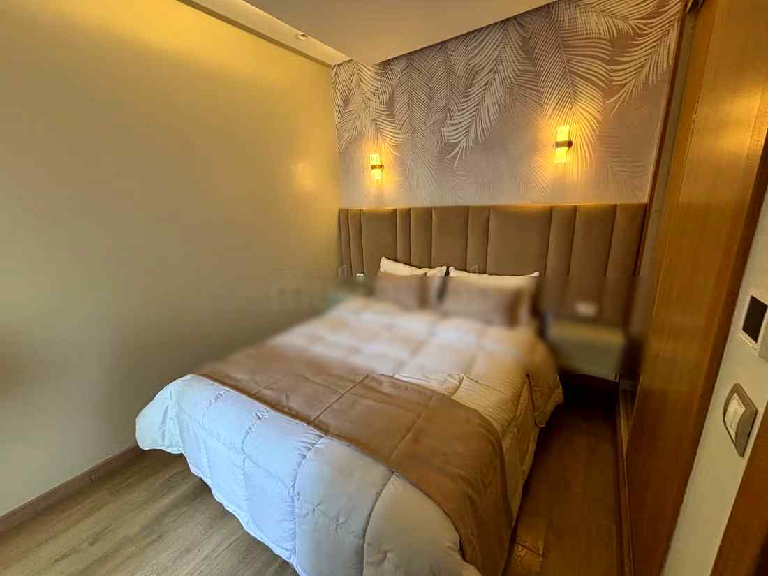 Location d'un appartement à Val Fleury. 2 chambres. Porte blindée et chauffage central