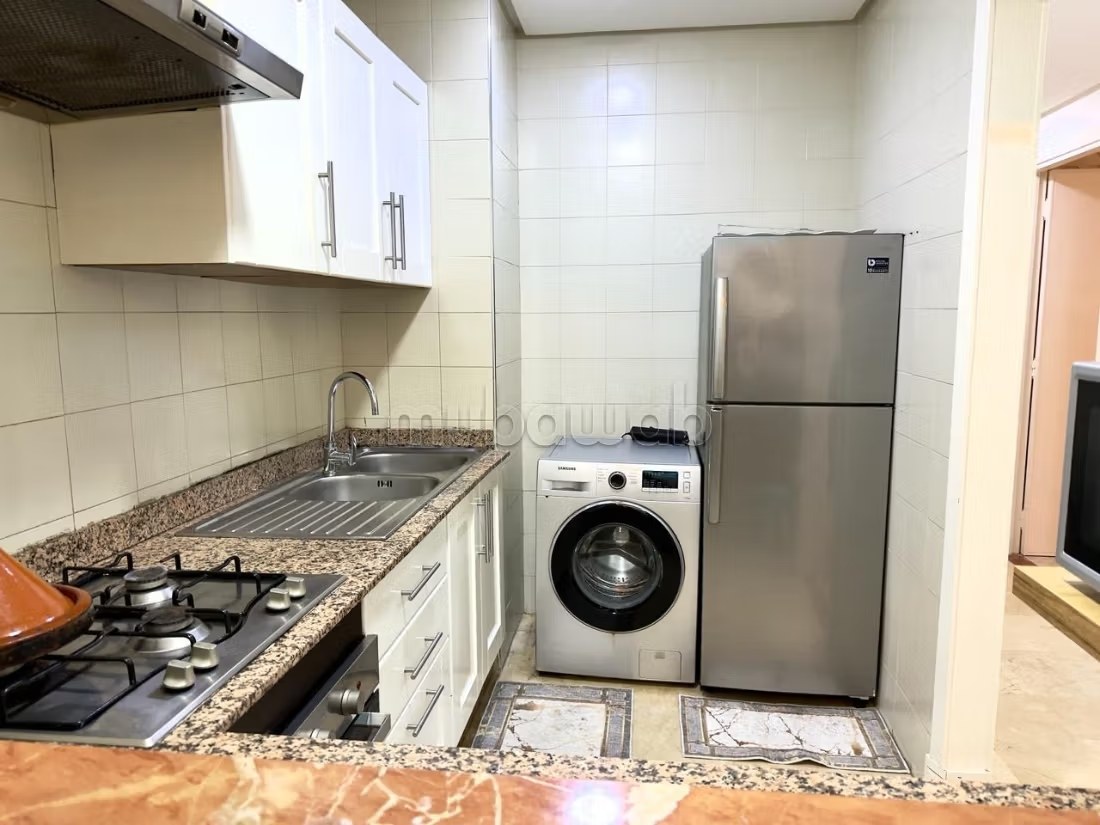 Location saisonnière à Secteur Touristique. 
Superficie 130 m². 
Ascenseur et places de parking - Photo 21