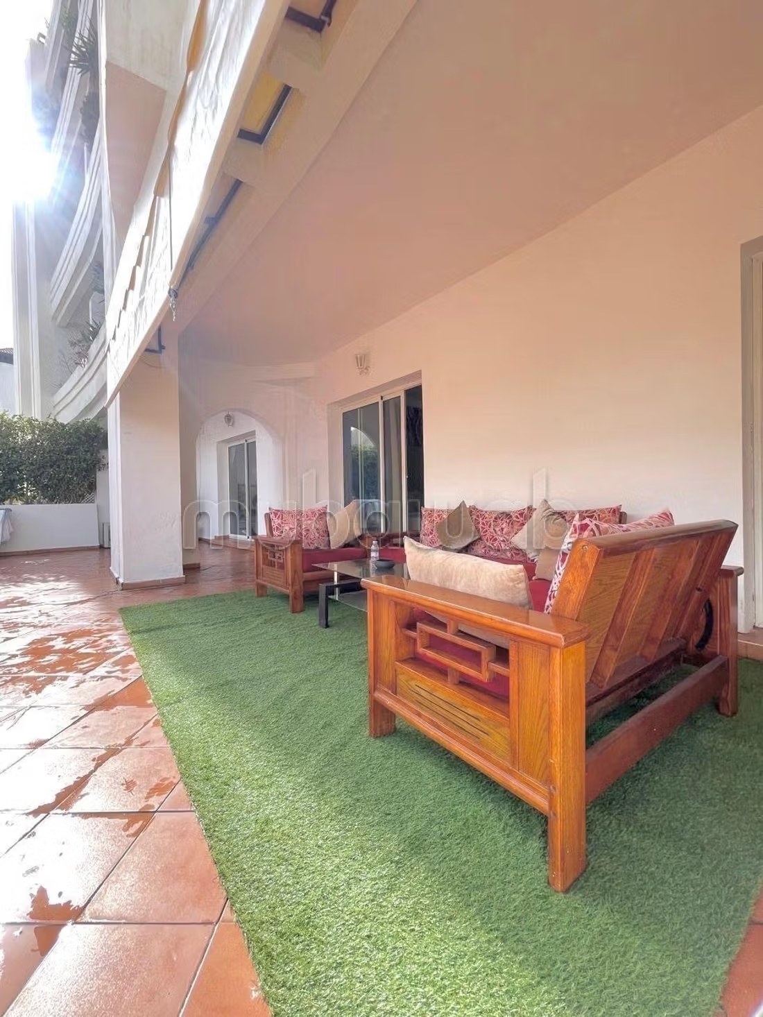 Location saisonnière à Secteur Touristique. 
Superficie 130 m². 
Ascenseur et places de parking - Photo 11