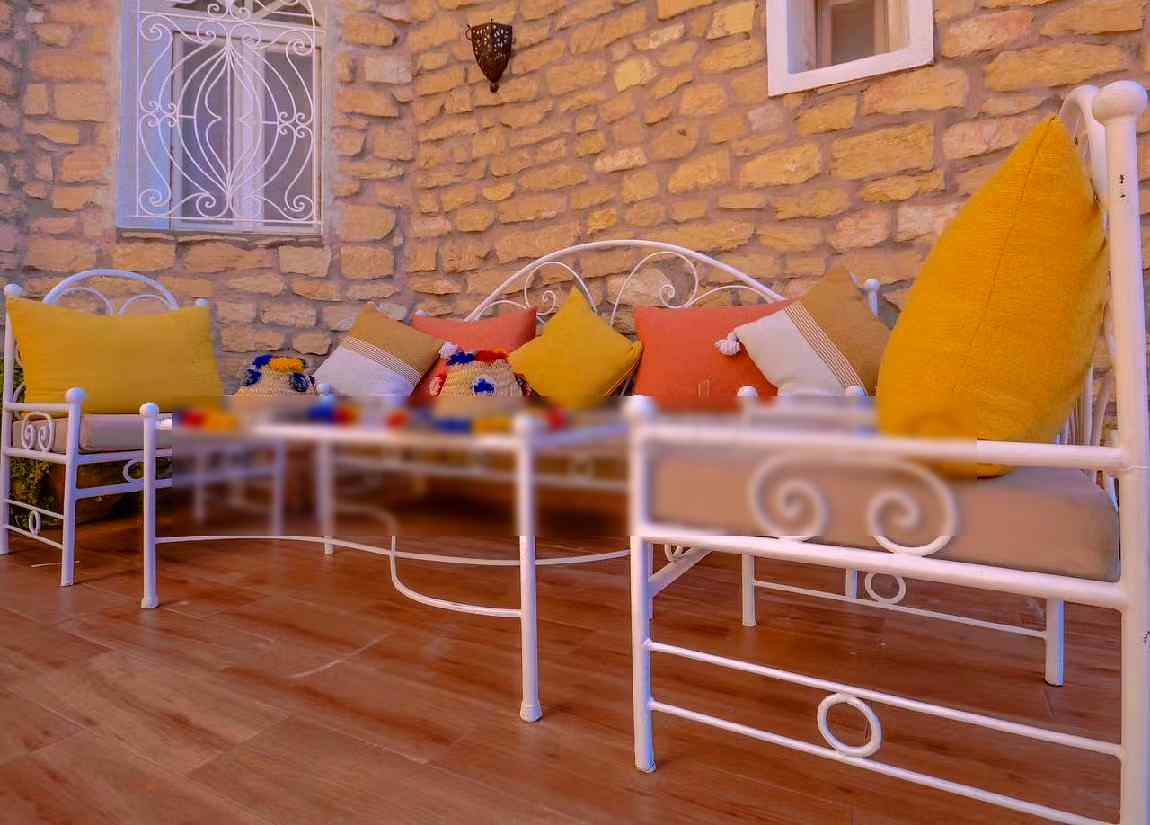 Location villa de haut standing à Ounagha. 5 pièces confortables. Environnement calme avec vue montagne, chauffage central - Photo 12