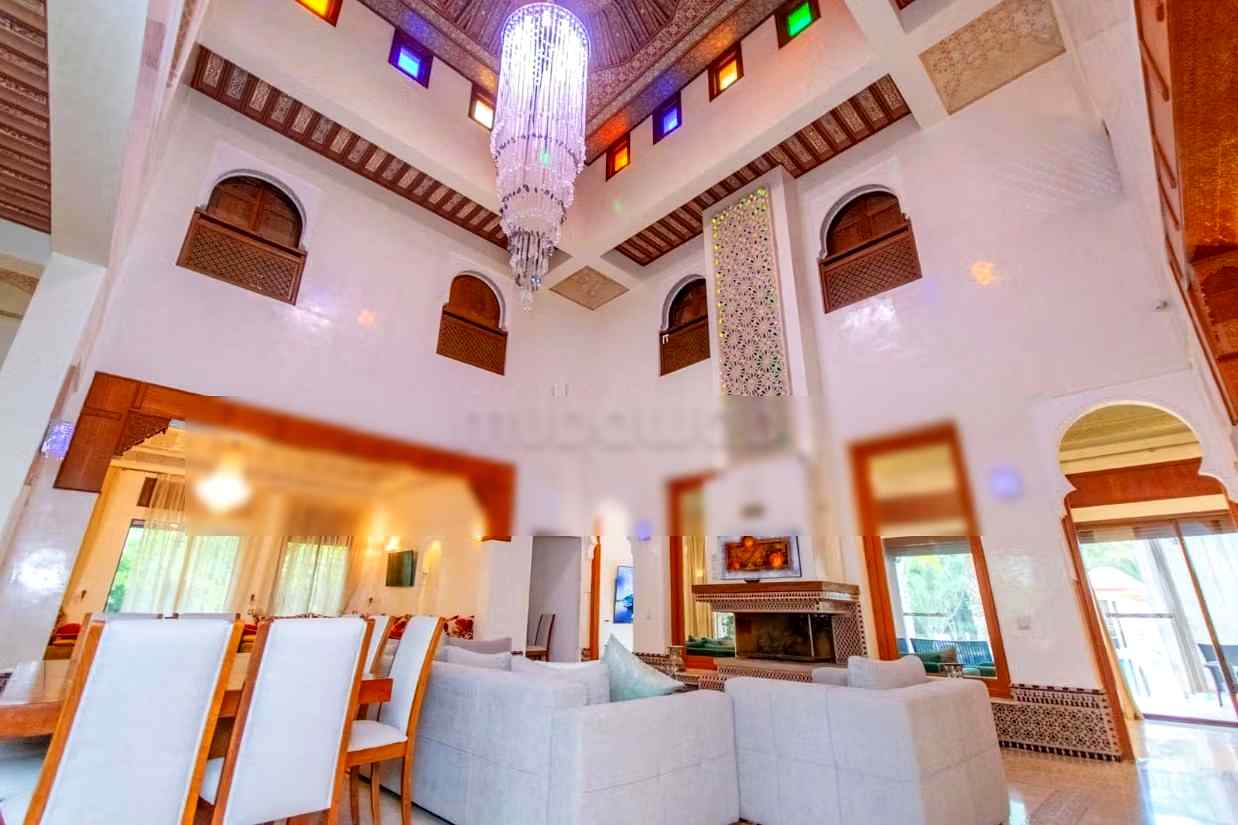 Superbe villa à louer – Route d’Ouarzazate