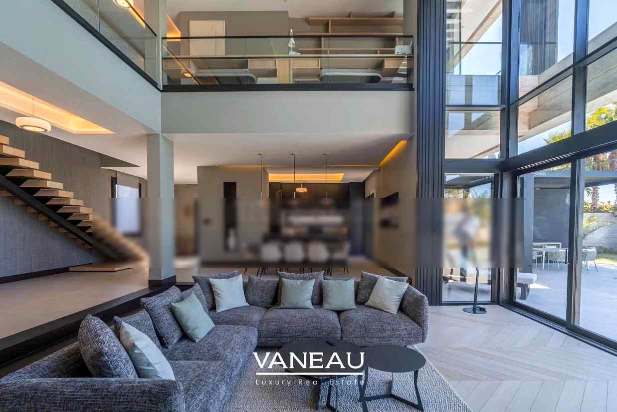 Villa neuve contemporaine a proximité de golfs prestigieux - Photo 12