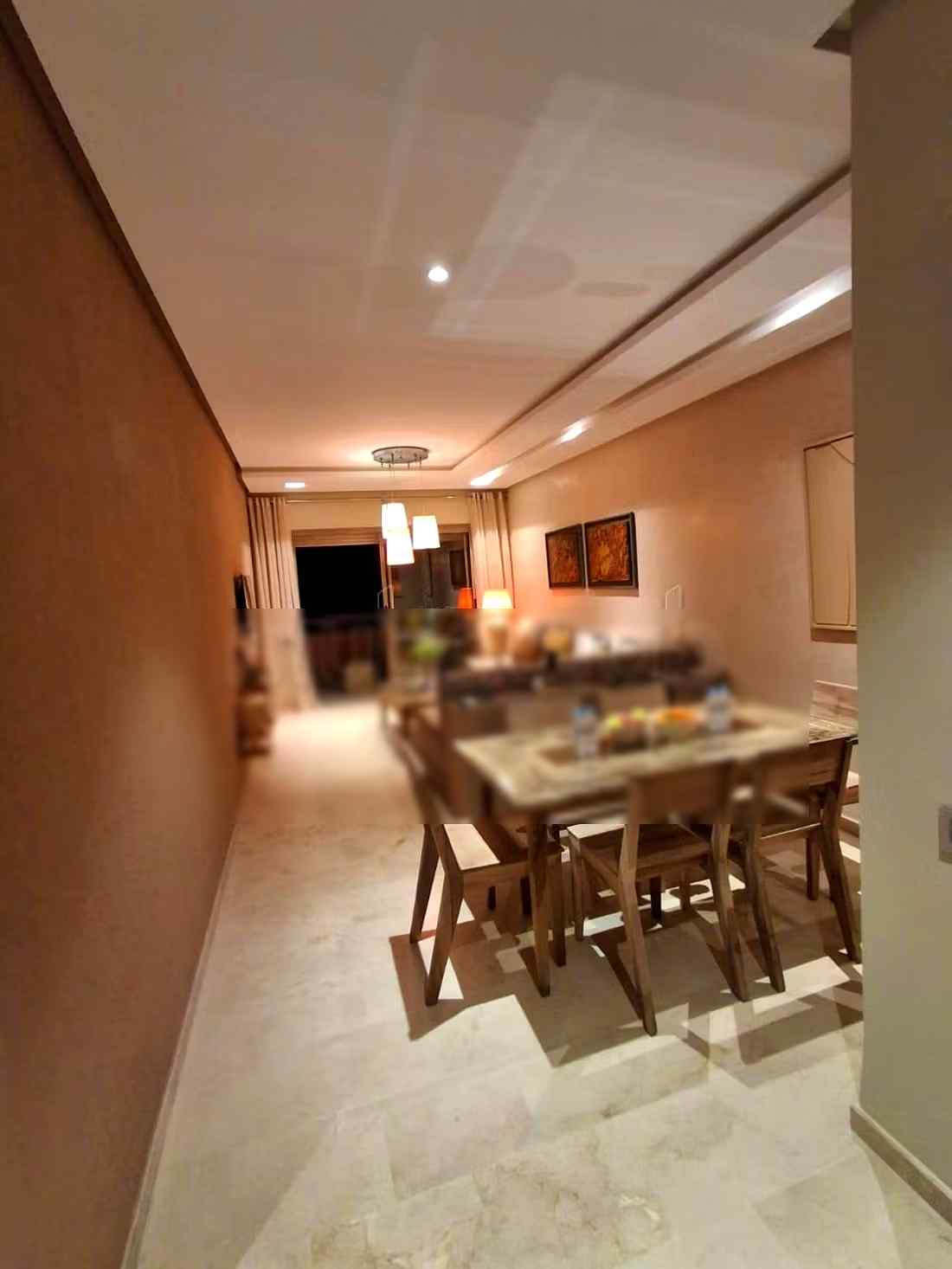 Magnifique apparte 2 chs 
1er étage Marrakech