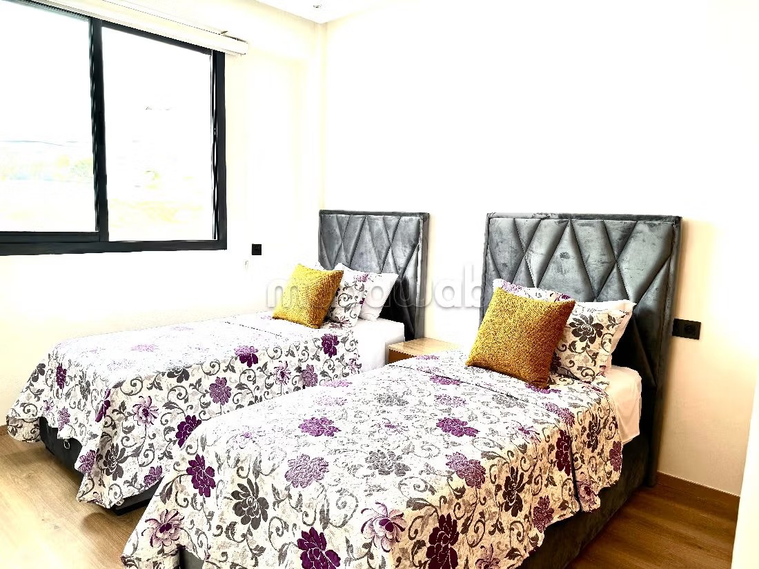 Appartement à louer courte durée à Agadir bay secteur touristique 
deux chambre salon cuisine équipée superficie 75 mètres carrés piscine à 300 mètres de la plage - Photo 11