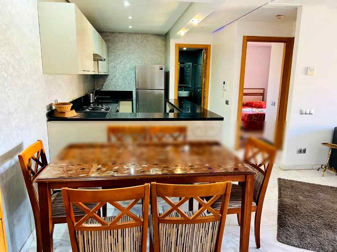 Appartements à louer à Guéliz. Surface totale 90 m². Parking et ascenseur
