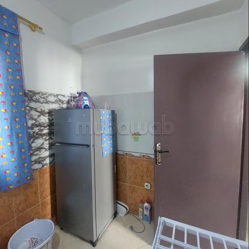 Appartement de vacances à louer à Boukhalef. Surface totale 60 m². Salon Marocain et antenne parabolique