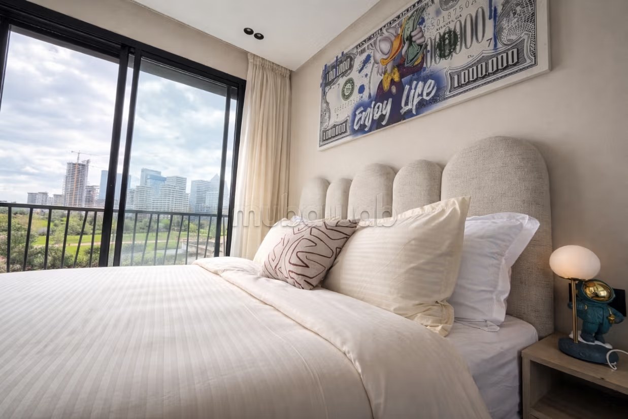 Luxueux studio avec tres belle vue sur Park / Cfc