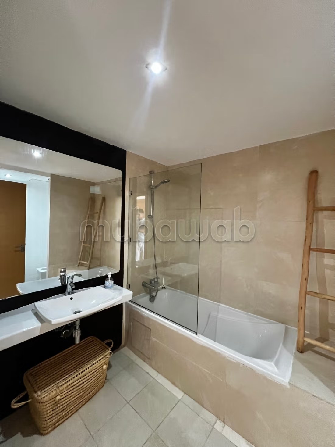 Location d'un appartement à Malabata. 3 belles chambres. Vue sur mer et porte blindée - Photo 24