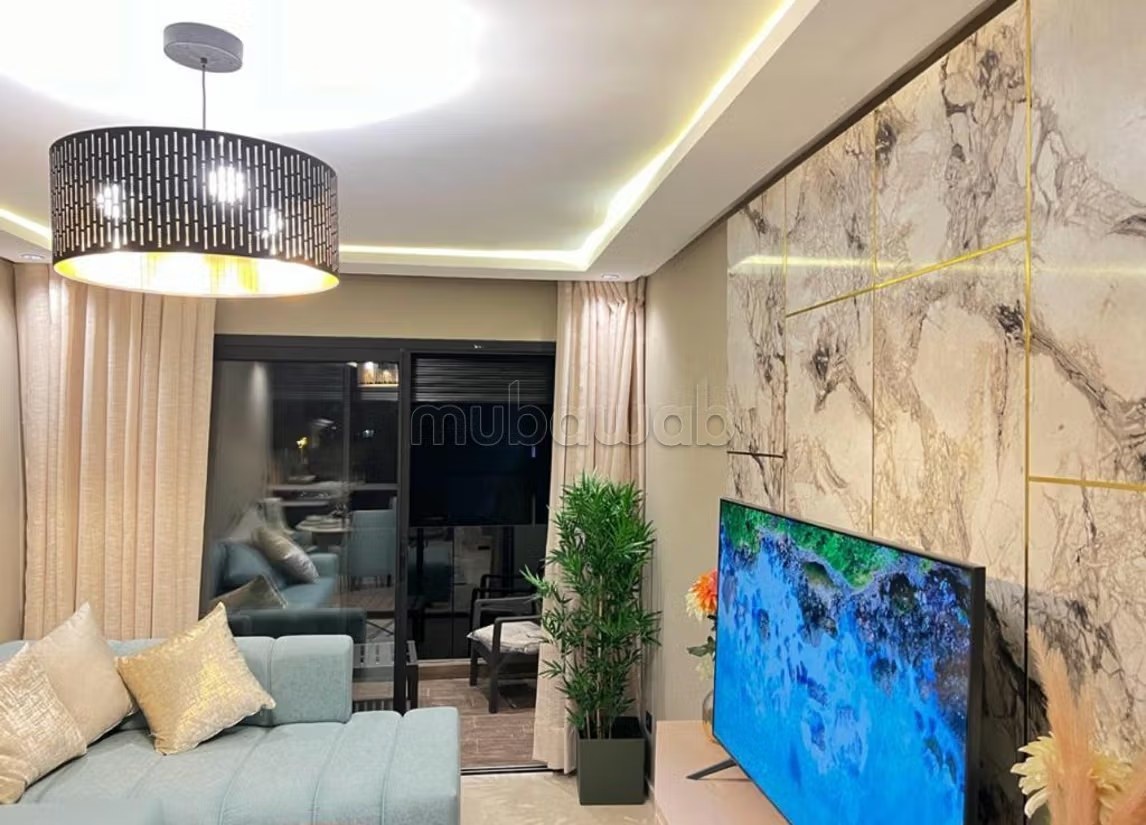 Location saisonnière à Maârif. 1 Pièce. Fenêtres double vitrage et chauffage central - Photo 2