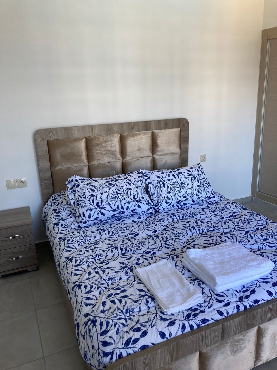Location d'un appartement à Martil. 
2 belles chambres. 
Nombre minimum de nuitées 3 - Photo 2