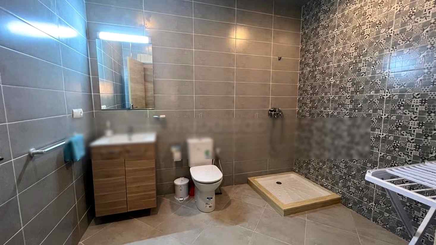 Appartements à louer à Saïdia. 
6 grandes pièces. 
Vue imprenable sur la mer, double vitrage - Photo 2