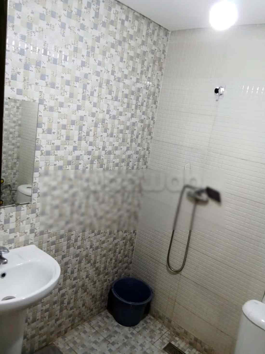Location saisonnière à Hay Mabrouka. 2 chambres. Salon traditionnel marocain, résidence sécurisée - Photo 6