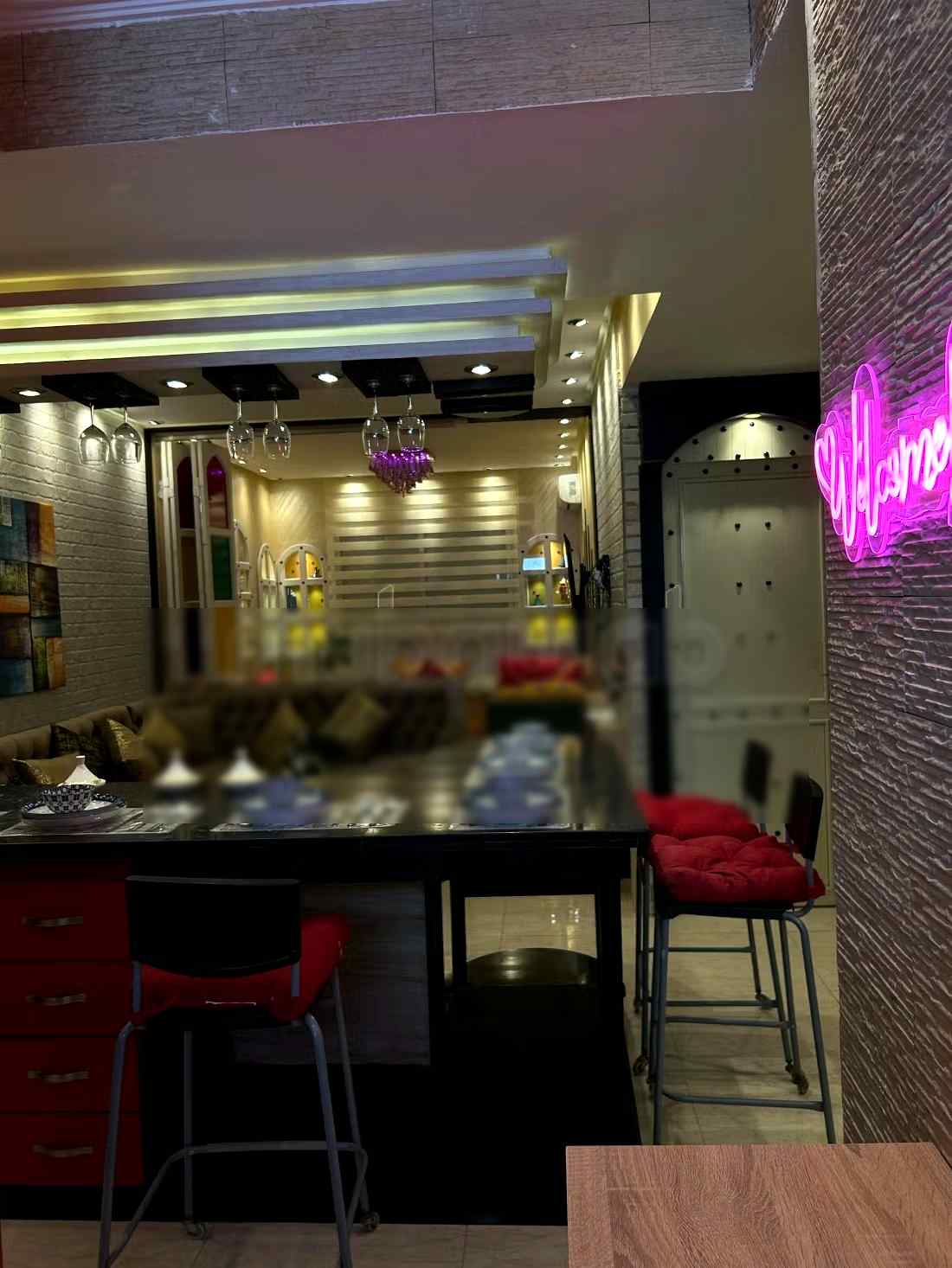 Location d'un appartement à Bourgogne Ouest. 
3 chambres agréables. 
Avec ascenseur et terrasse