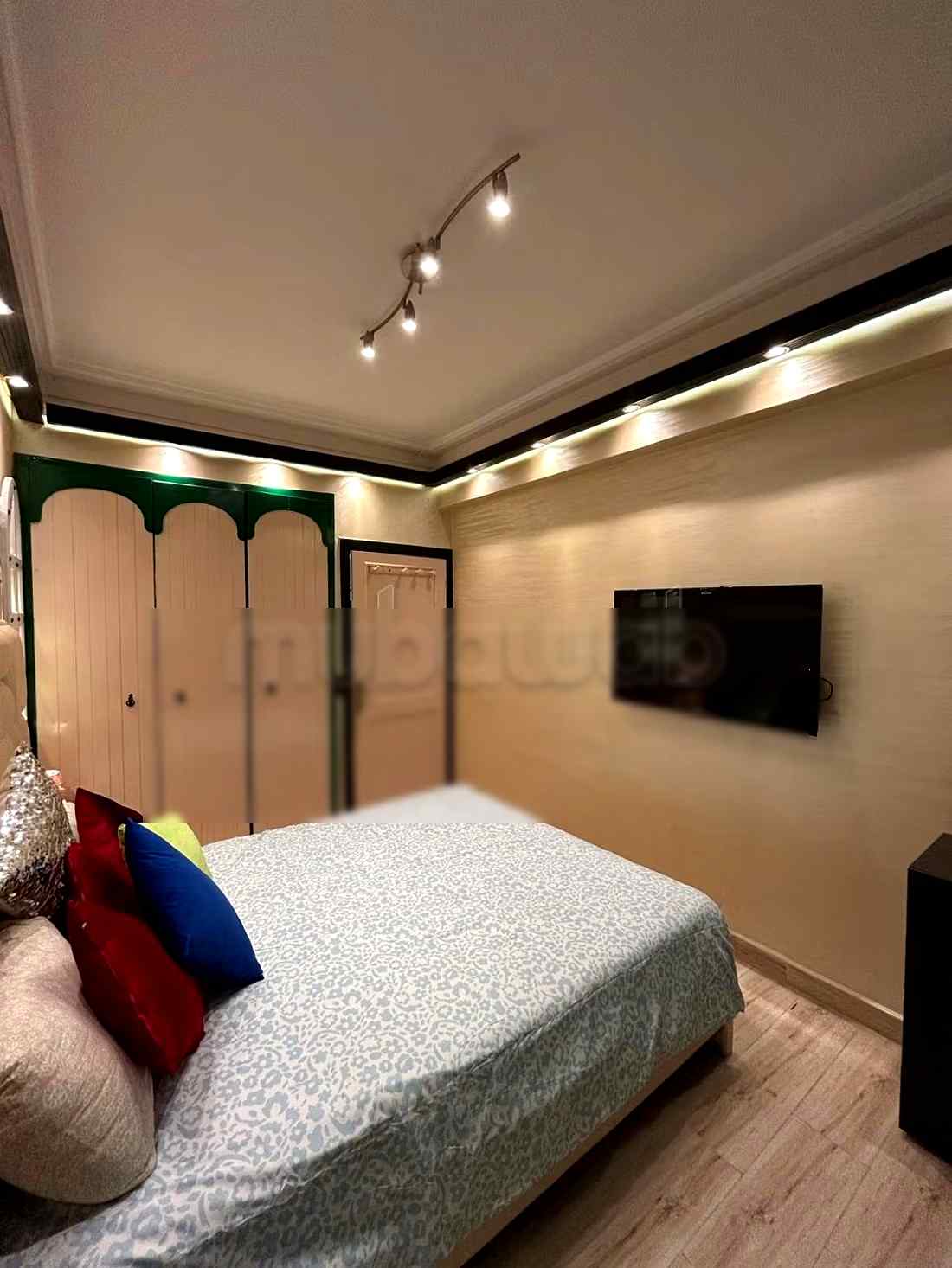 Location d'un appartement à Bourgogne Ouest. 
3 chambres agréables. 
Avec ascenseur et terrasse - Photo 3