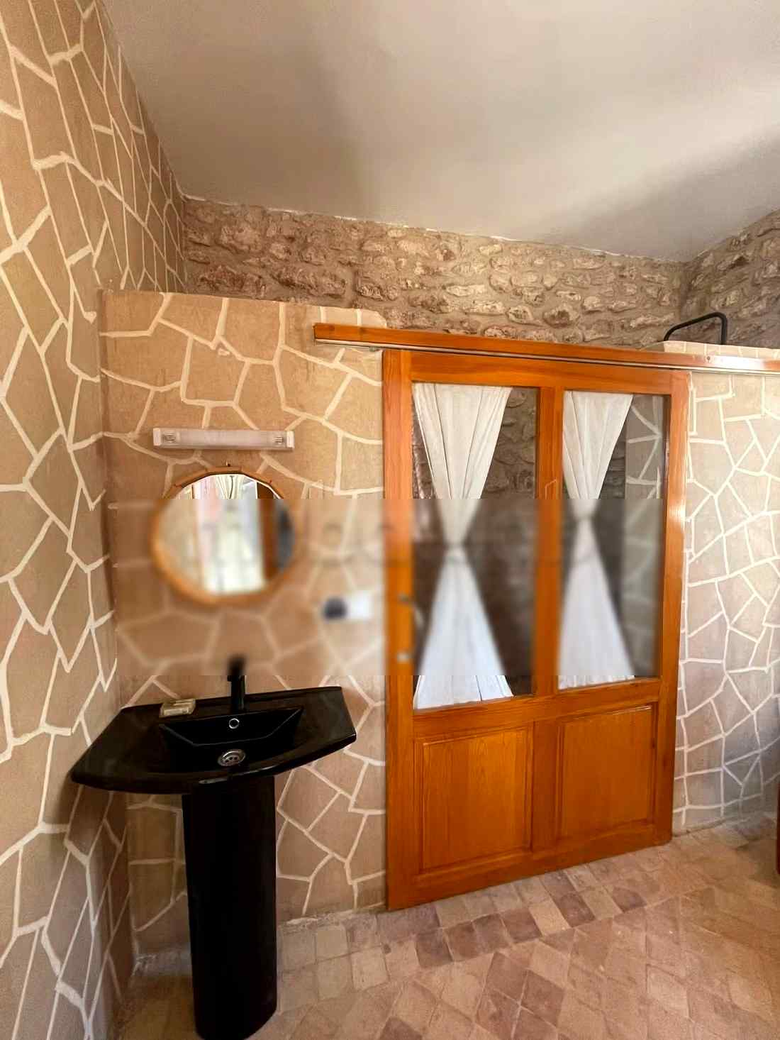 Magnifique villa à louer pour vos vacances à Douar Laarab. 4 chambres agréables. Nombre minimum de nuitées 2