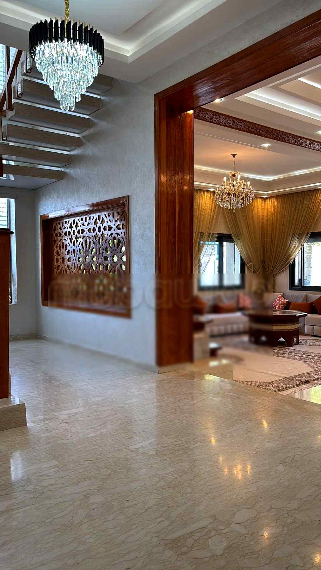 Magnifique villa à louer pour vos vacances à Les Portes de Marrakech. 4 pièces. Porte blindée, antenne parabolique