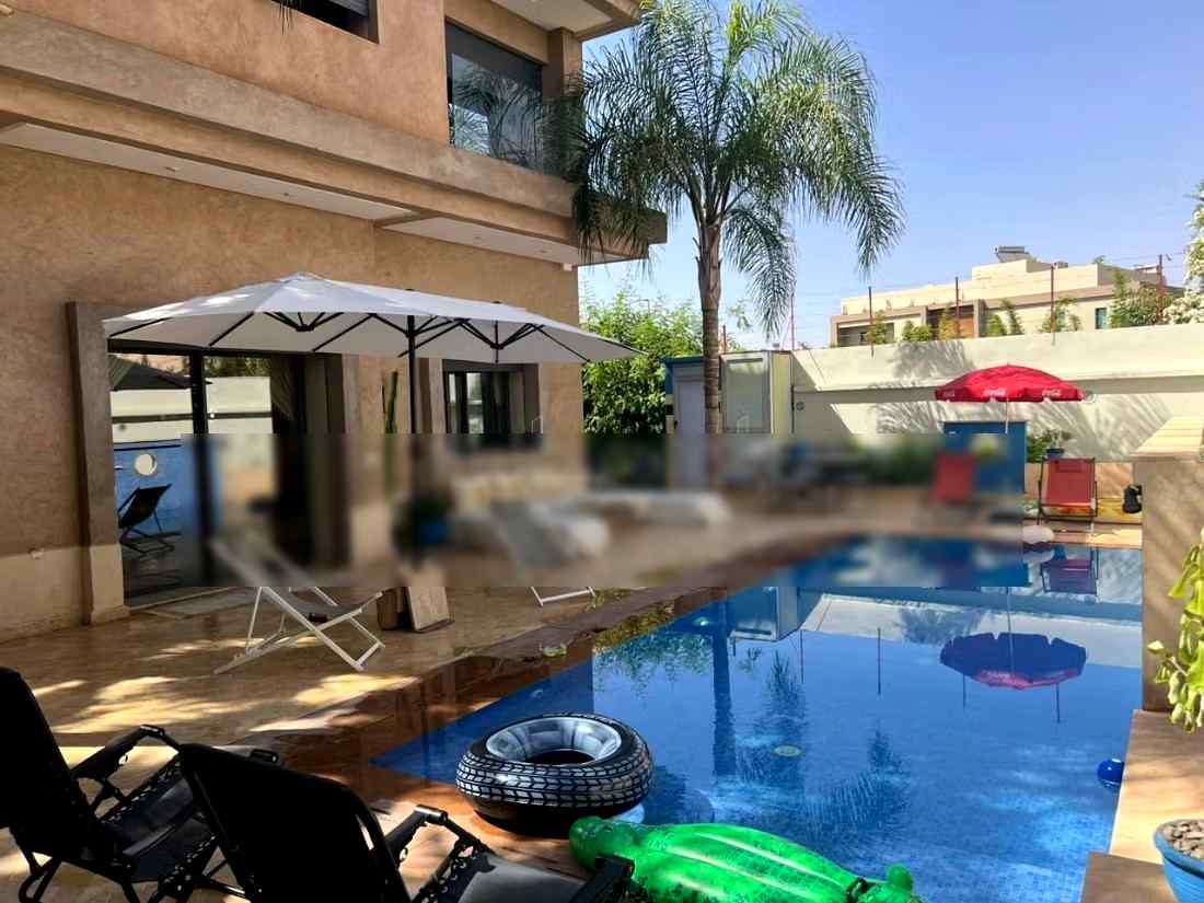 Magnifique villa à louer pour vos vacances à Les Portes de Marrakech. 4 pièces. Porte blindée, antenne parabolique - Photo 2