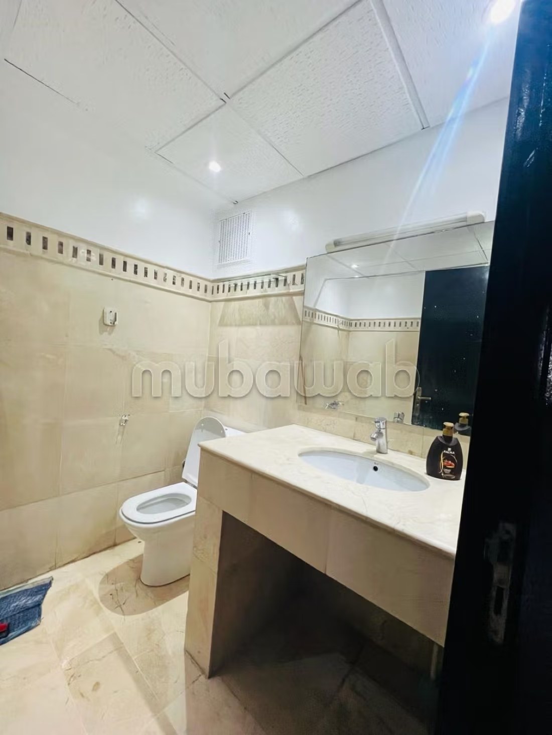 Appartement de vacances à louer à Guéliz. 4 pièces. Salon Marocain, sécurité - Photo 12