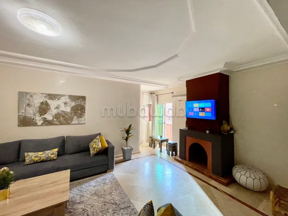 Location saisonnière à Guéliz. 2 chambres. Salon traditionnel marocain, résidence sécurisée
