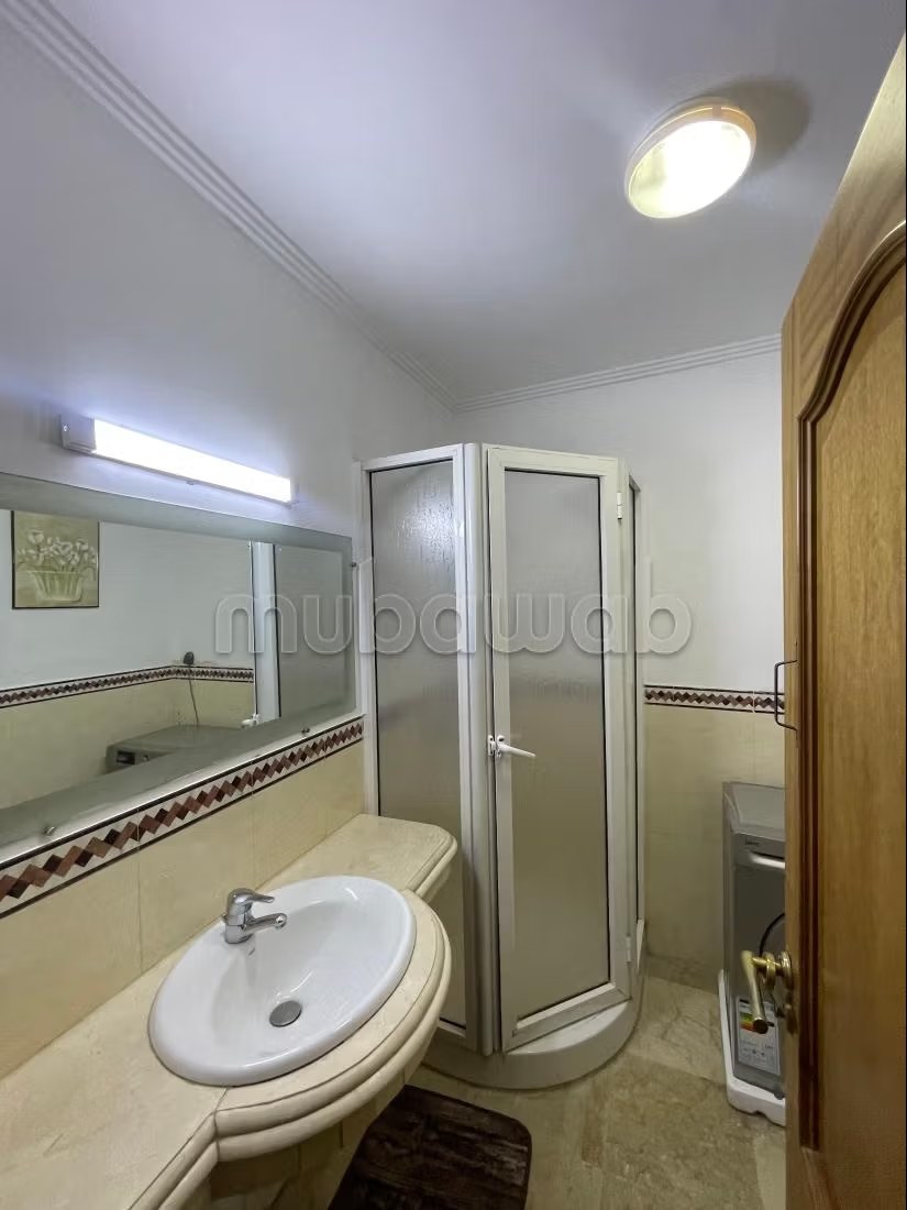 Location saisonnière à Guéliz. 2 chambres. Salon traditionnel marocain, résidence sécurisée - Photo 4