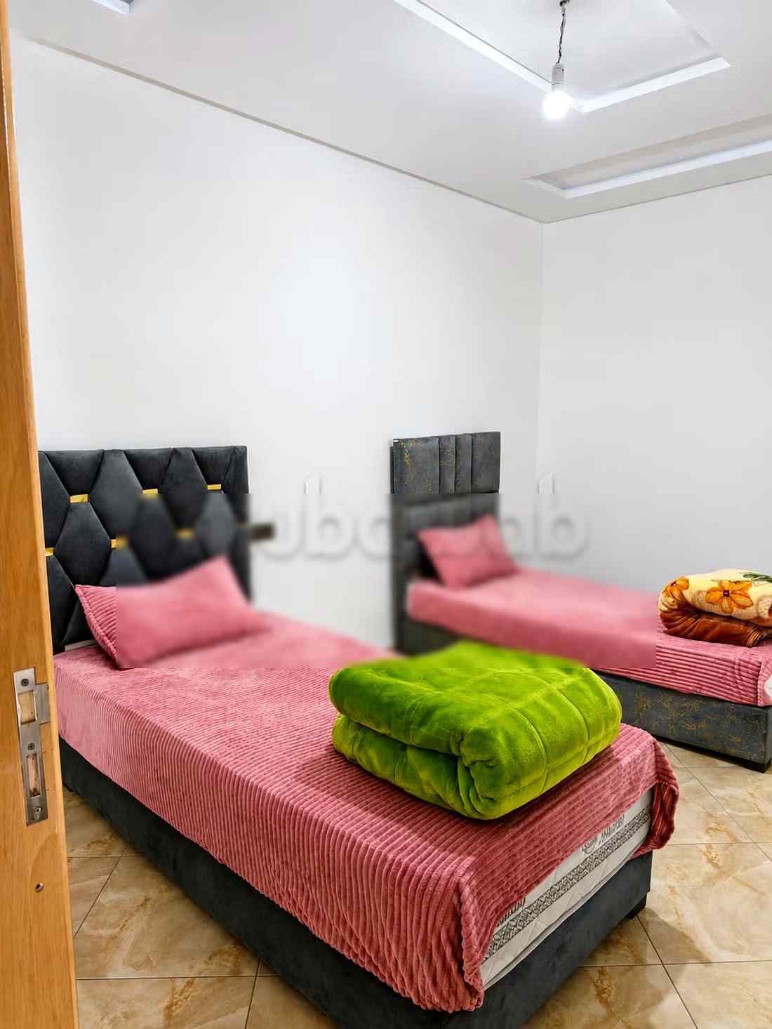 Location saisonnière à Chefchaouen. Surface totale 85 m². Parking et terrasse - Photo 8