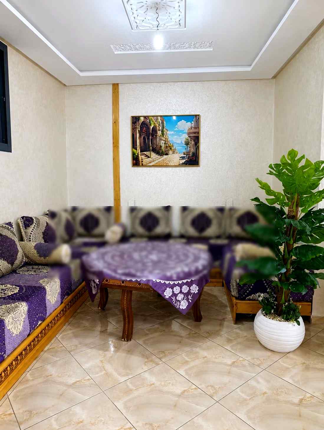 Location saisonnière à Chefchaouen. Surface totale 85 m². Parking et terrasse - Photo 2