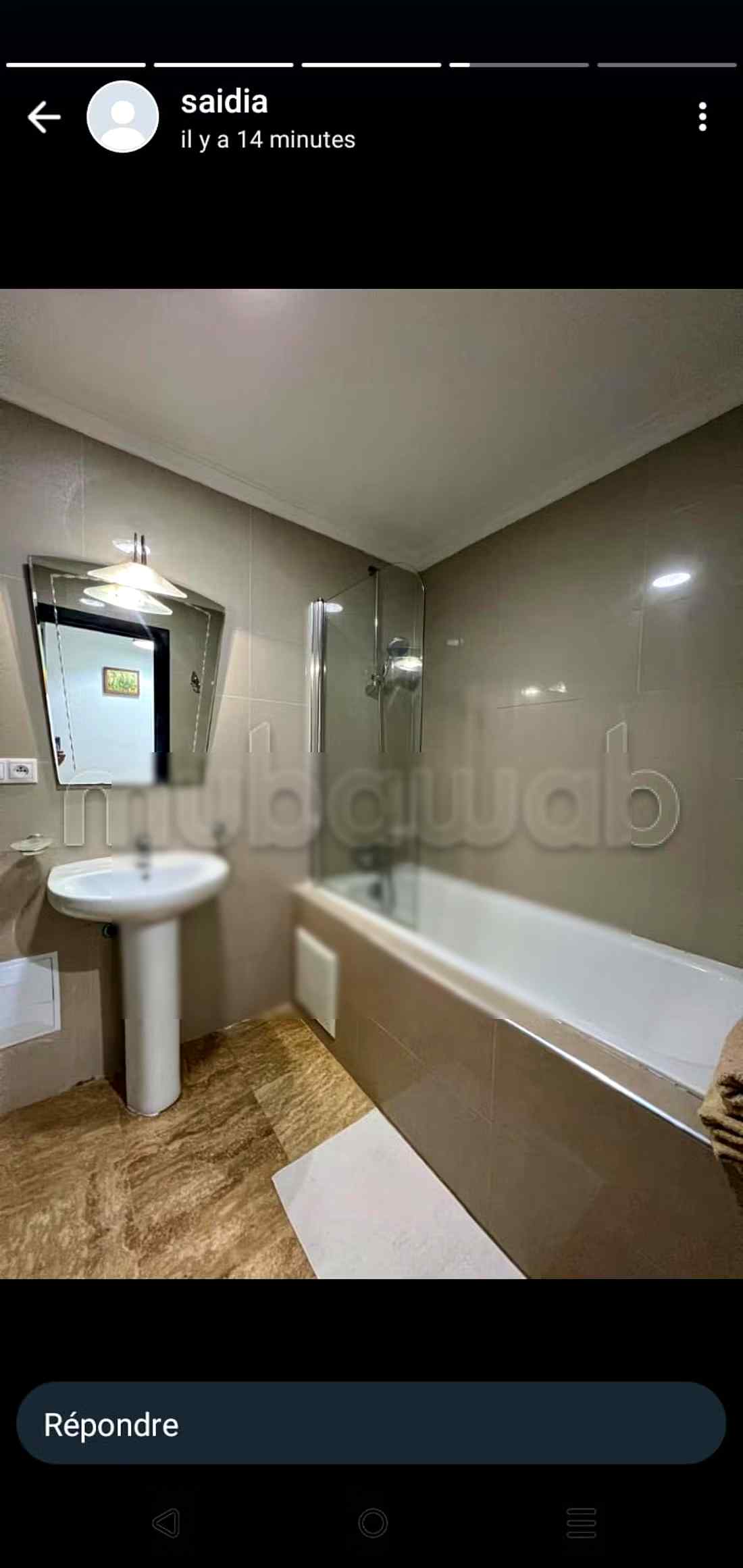 Appartements à louer à Saïdia. 
Surface de 98 m². 
Porte blindée et chauffage central - Photo 2