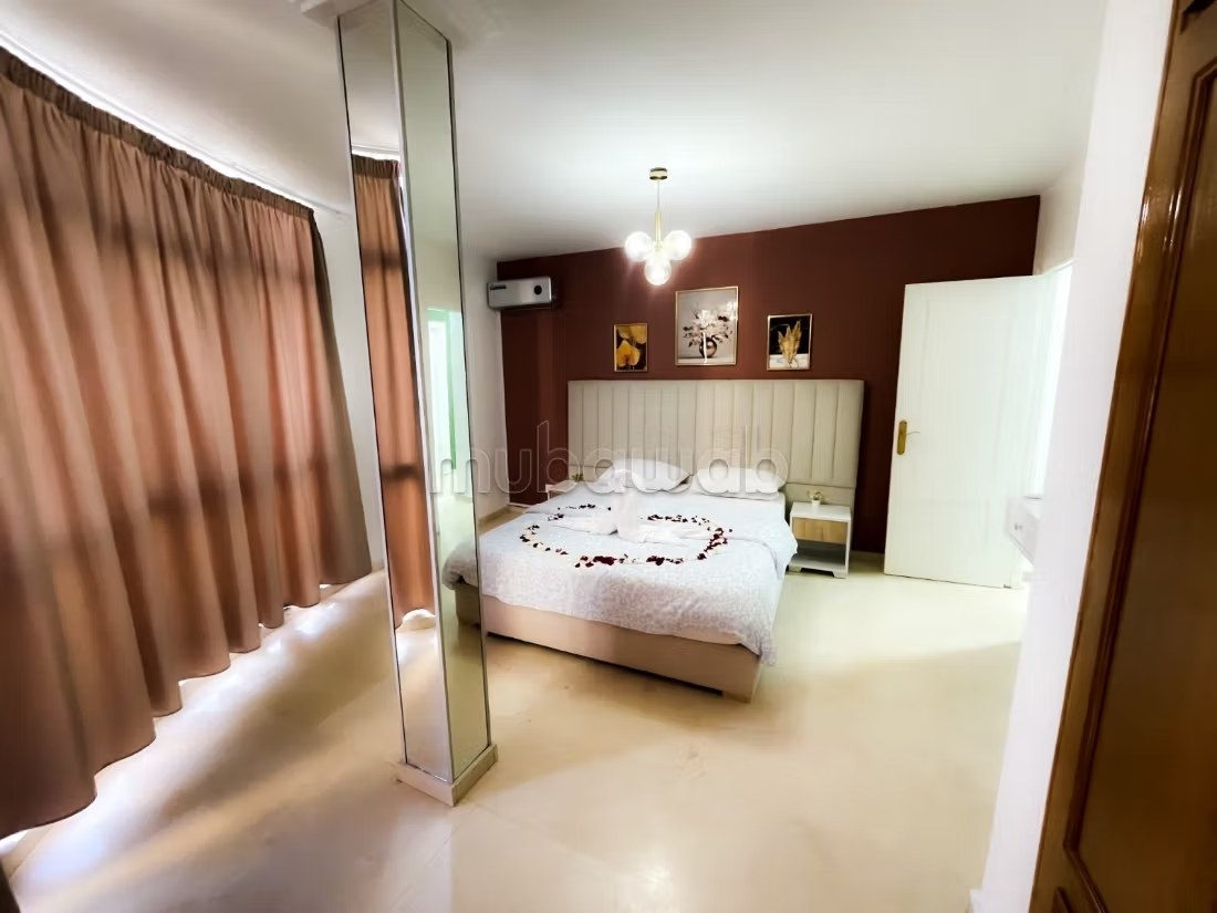 Charment appartement de 3 chambre city centre - Photo 5