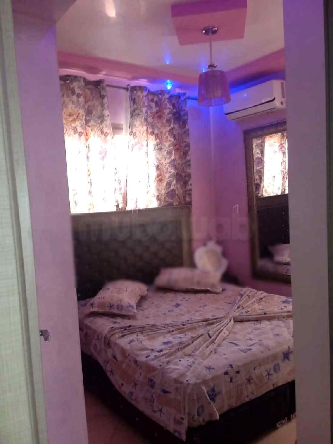 Appartement de vacances à louer à Hay Mabrouka. 3 pièces confortables. Cheminée et concierge