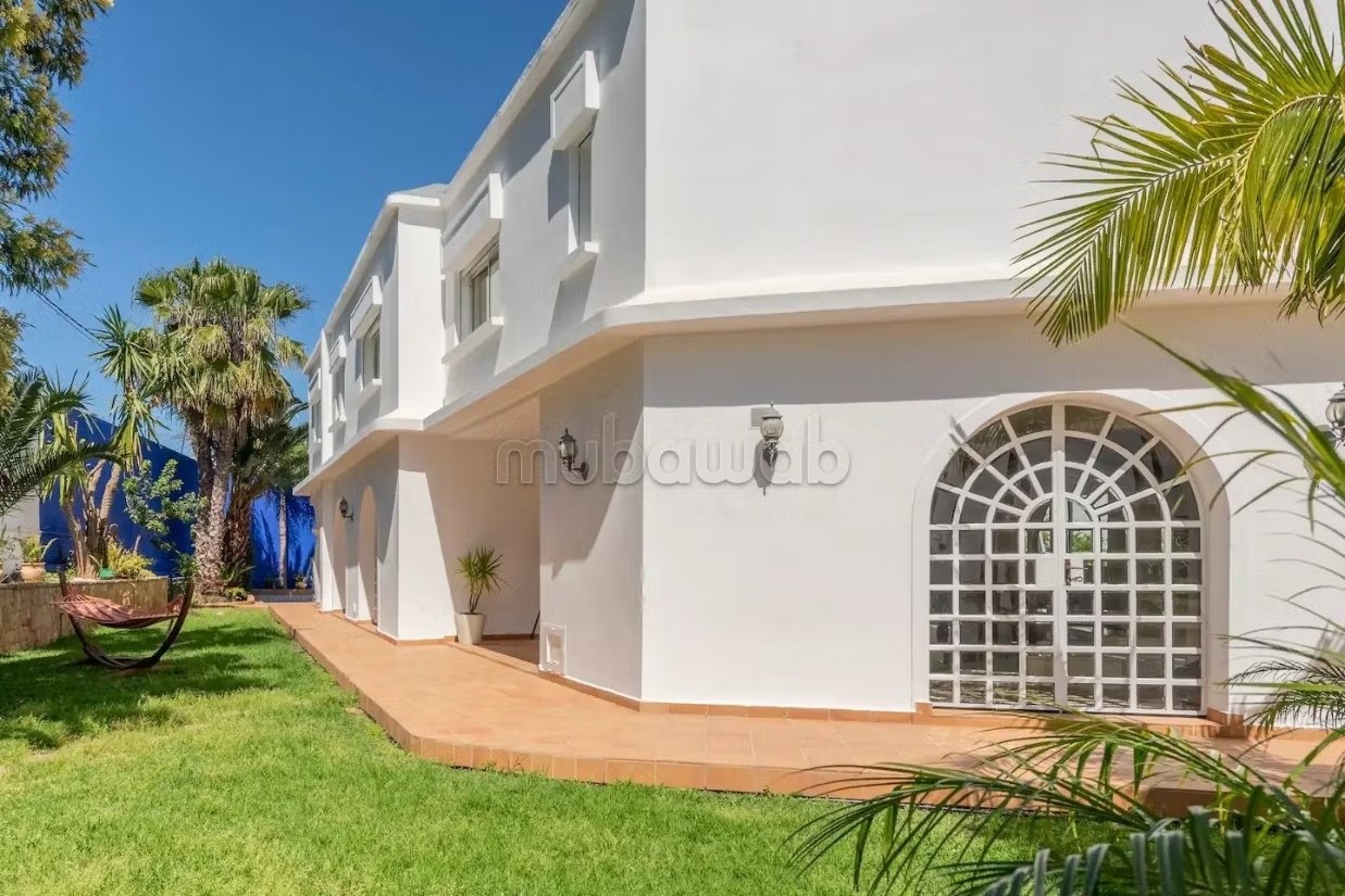 Villa de standing à louer pour vos vacances à Jbel Kbir. Superficie 1000 m². Jardin et terrasse - Photo 43