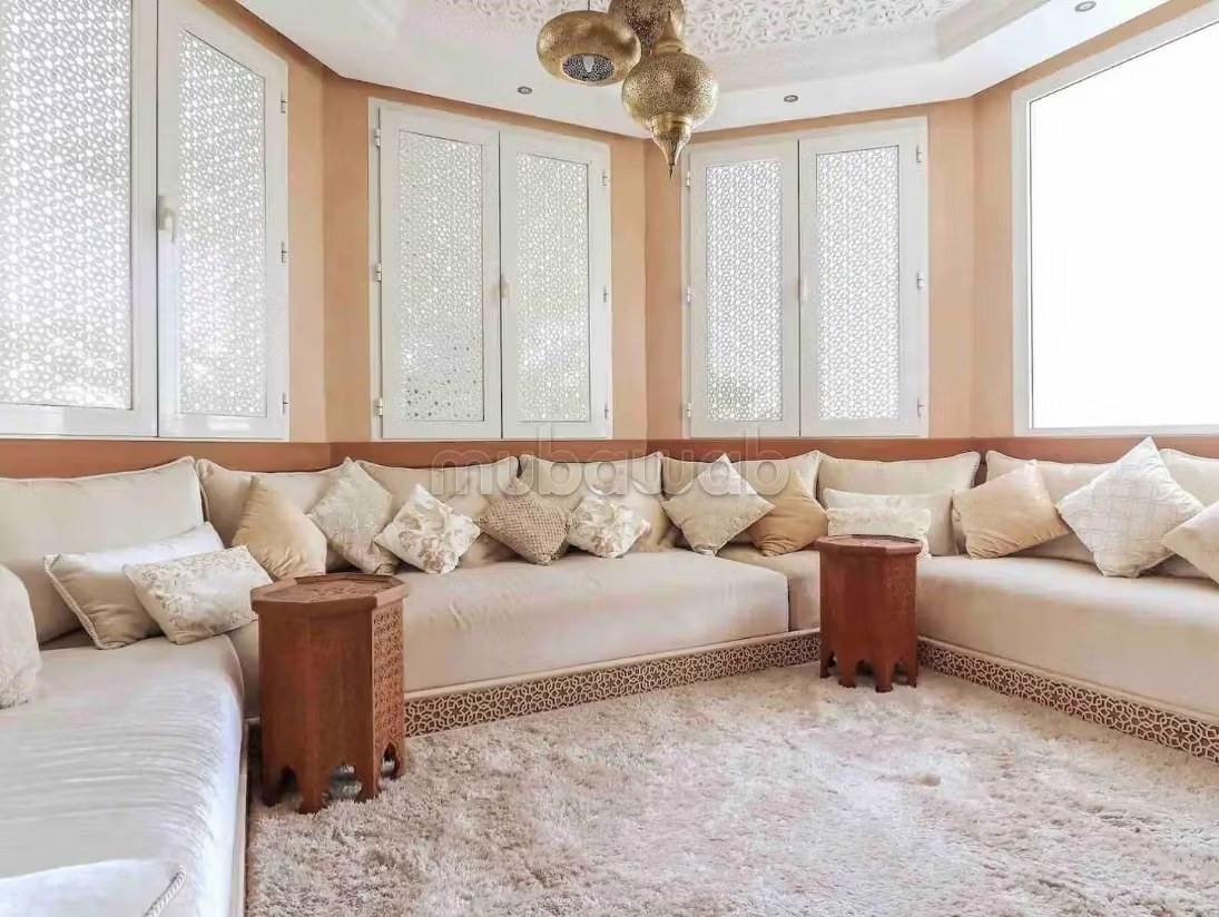 Villa de standing à louer pour vos vacances à Jbel Kbir. Superficie 1000 m². Jardin et terrasse - Photo 11