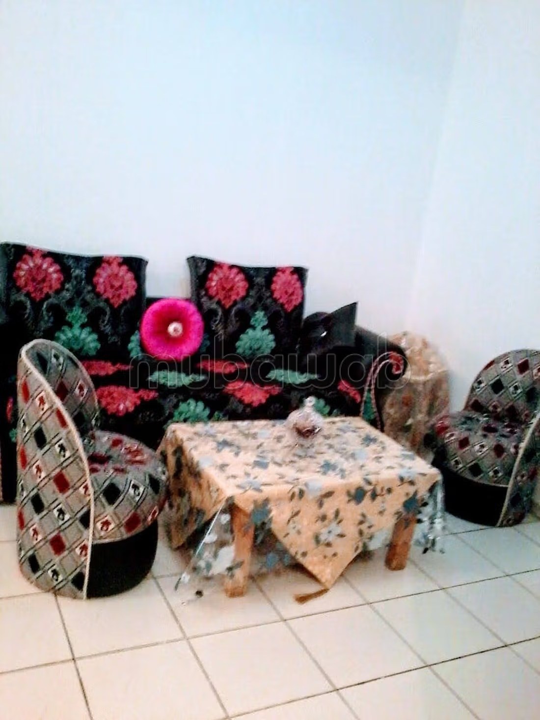 Appartements à louer à Quartier Oued Fes. 
Surface totale 105 m². 
Porte blindée et résidence sécurisée - Photo 2