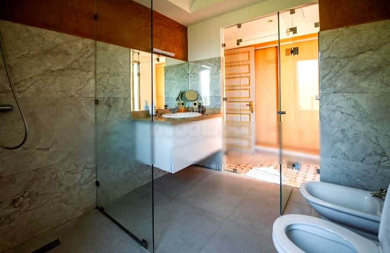 Villa de luxe 5 chambres disponible - Photo 17
