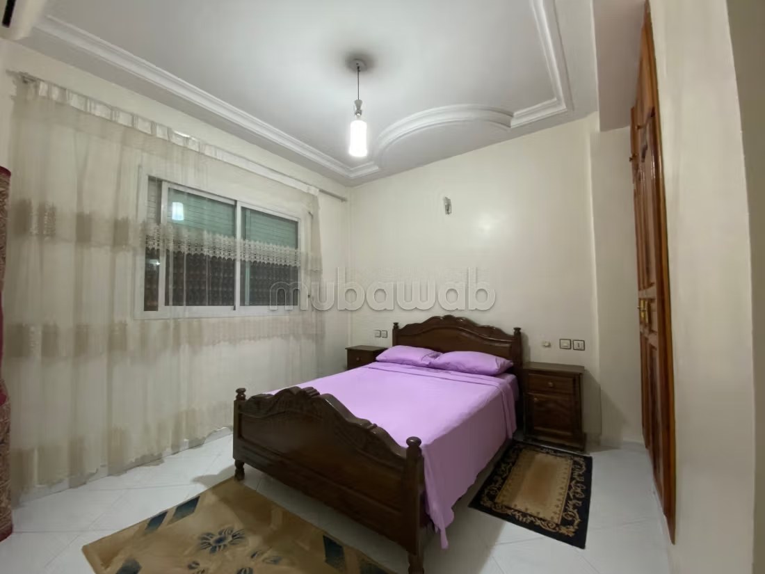 Location saisonnière en Centre. 
4 grandes pièces. 
Salon Marocain et antenne parabolique - Photo 5