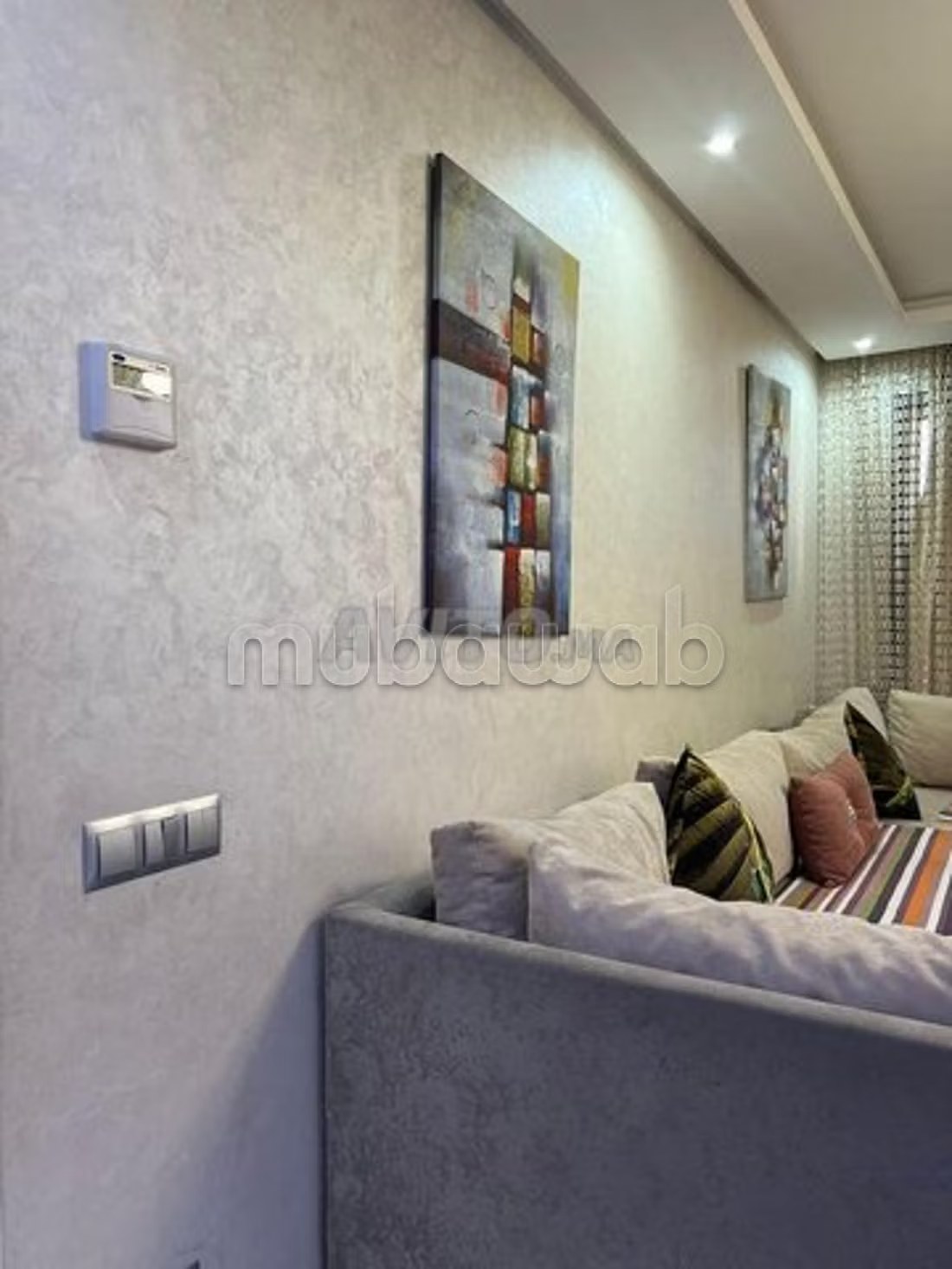 Appartements à louer à Gueliz. 2 superbes chambres. Salon marocain et service de sécurité.