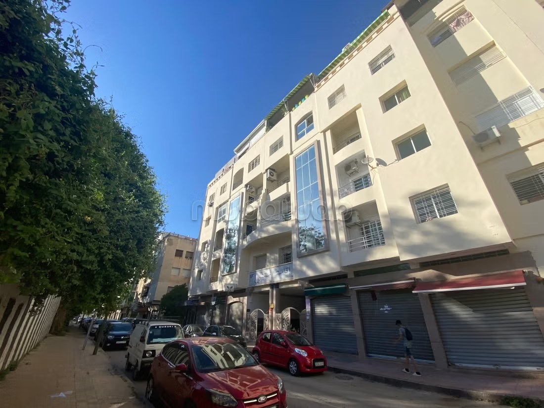 Location saisonnière en Centre. Superficie 135 m². Antenne parabolique, résidence sécurisée