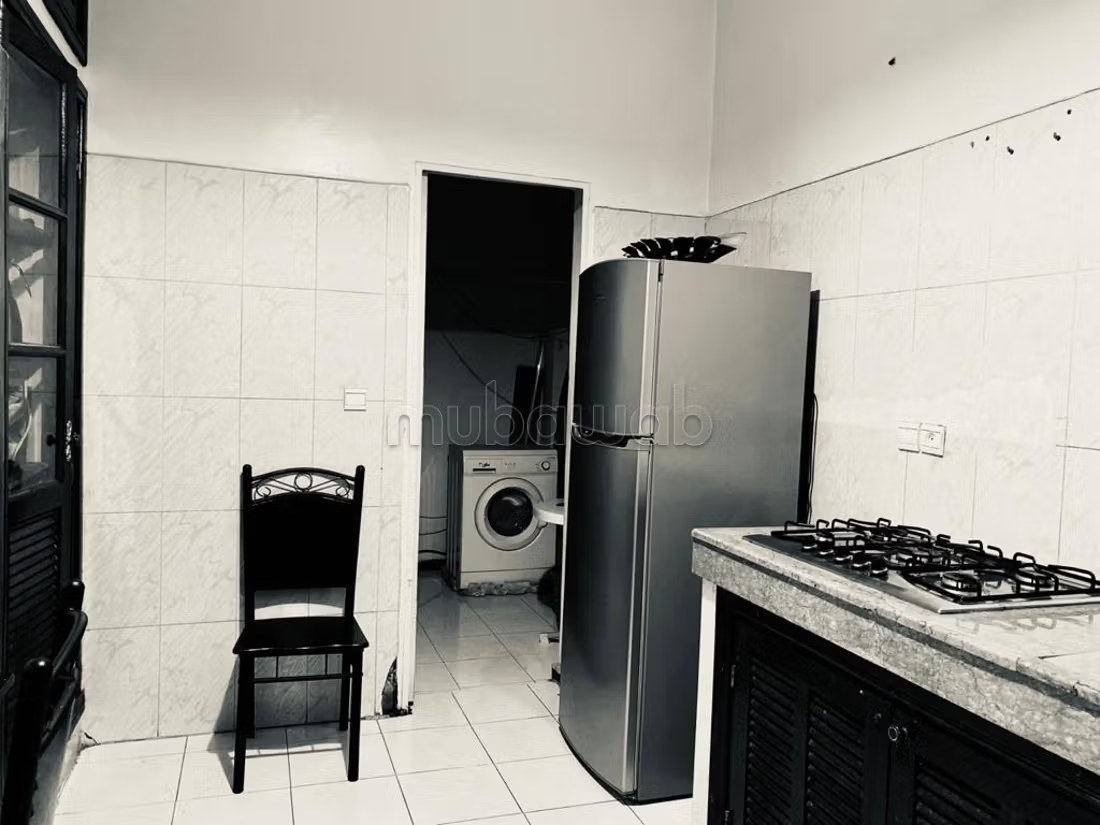 Location saisonnière en Centre. Superficie 135 m². Antenne parabolique, résidence sécurisée - Photo 7