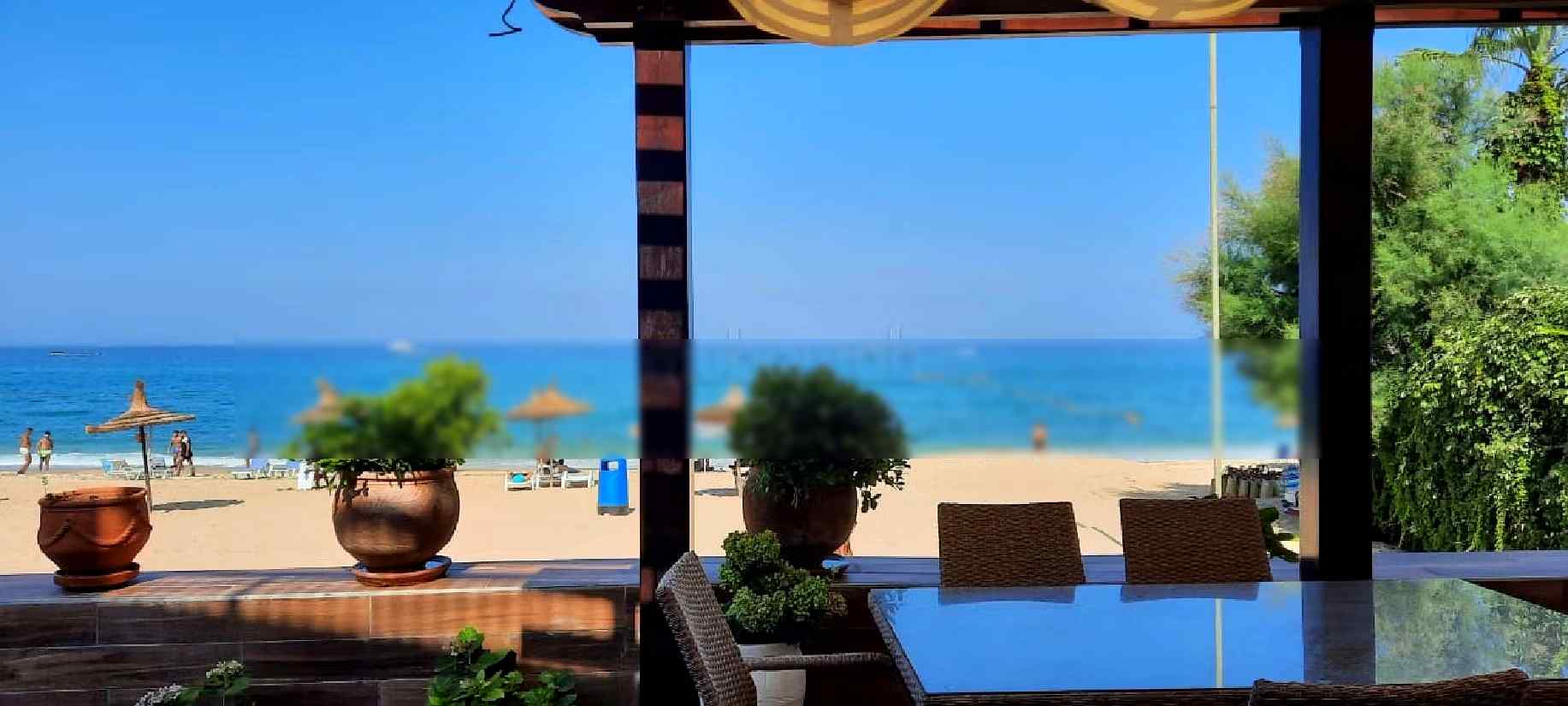 Location villa pied dans l'eau à Kasr Rimal