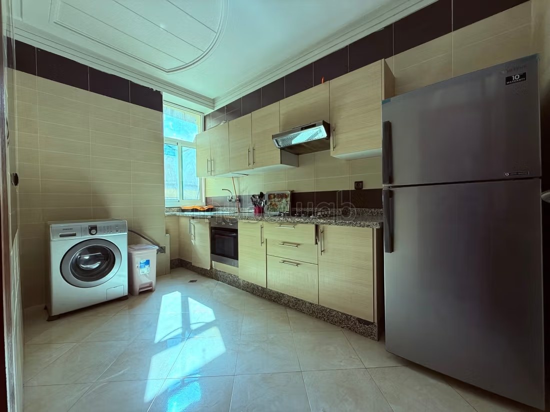 Appartement de vacances à louer en Centre. 
Surface de 100 m². 
Système de parabole et résidence sécurisée - Photo 9