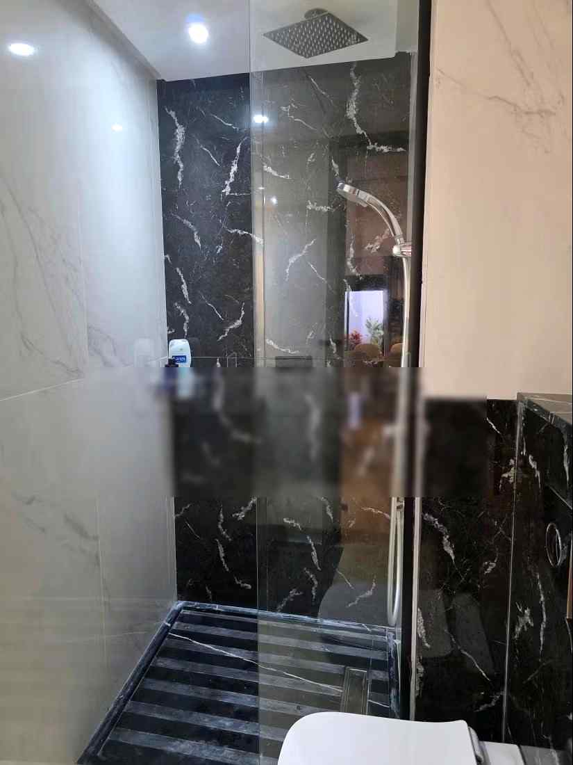 Spacious Apartment 05 - Photo 10