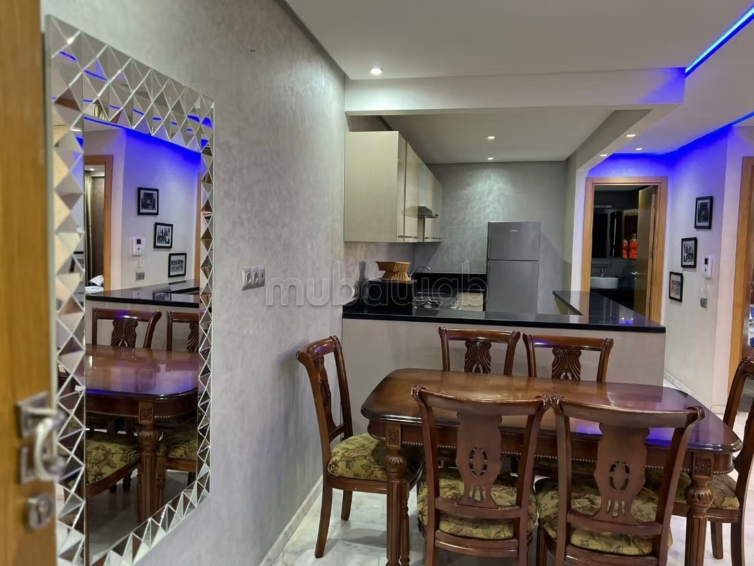 Location saisonnière à Guéliz. 2 belles chambres. Système de parabole et salon marocain - Photo 2
