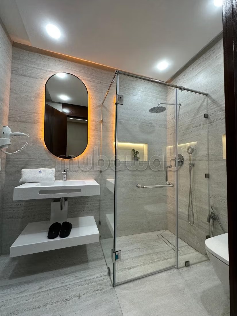 Luxury apartment with swimming pool face to beach in Malabata - Photo 13