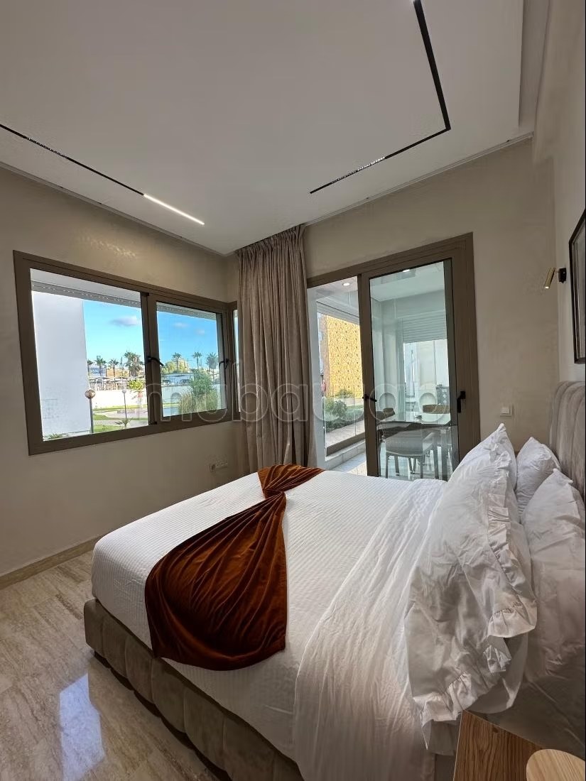 Luxury apartment with swimming pool face to beach in Malabata - Photo 18