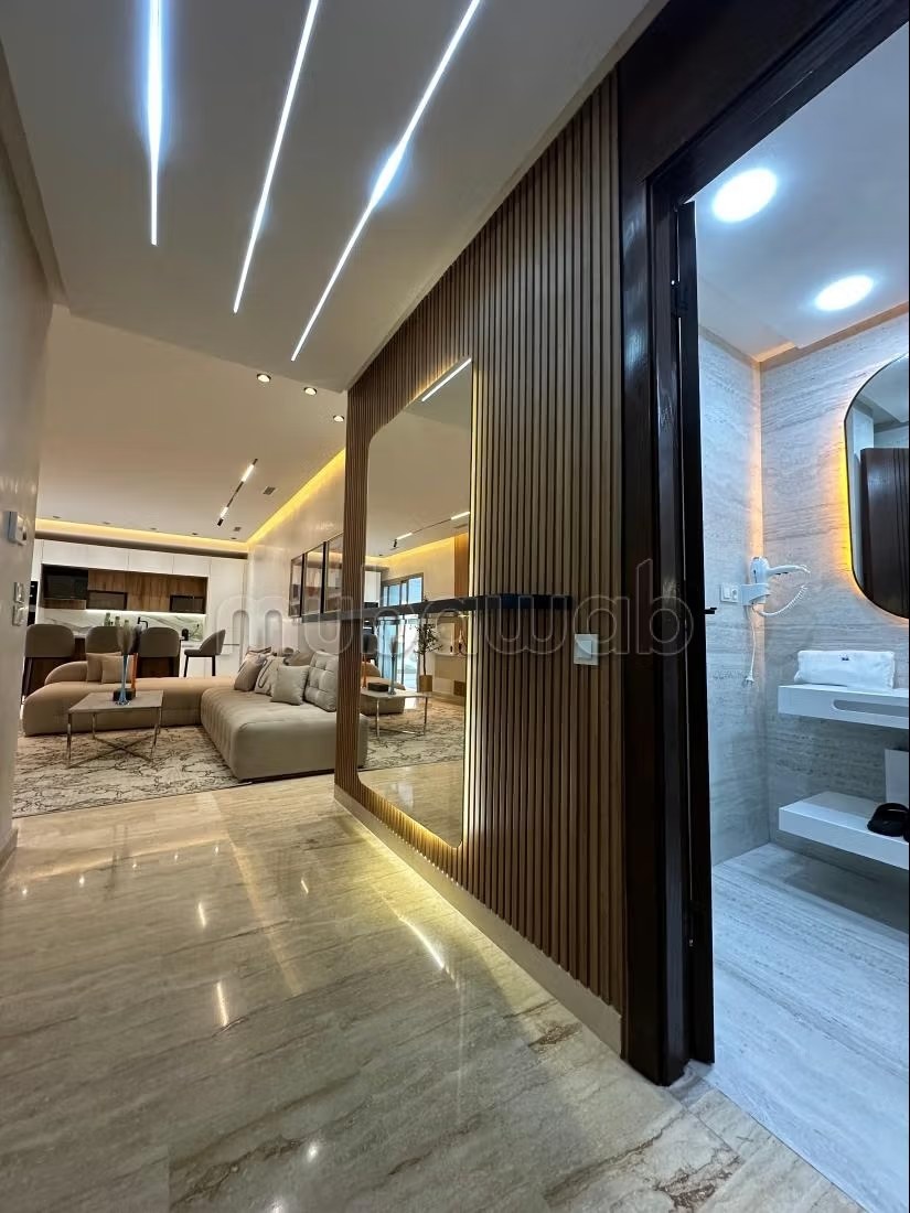 Luxury apartment with swimming pool face to beach in Malabata - Photo 4