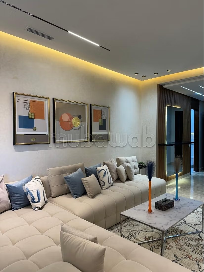 Luxury apartment with swimming pool face to beach in Malabata - Photo 17