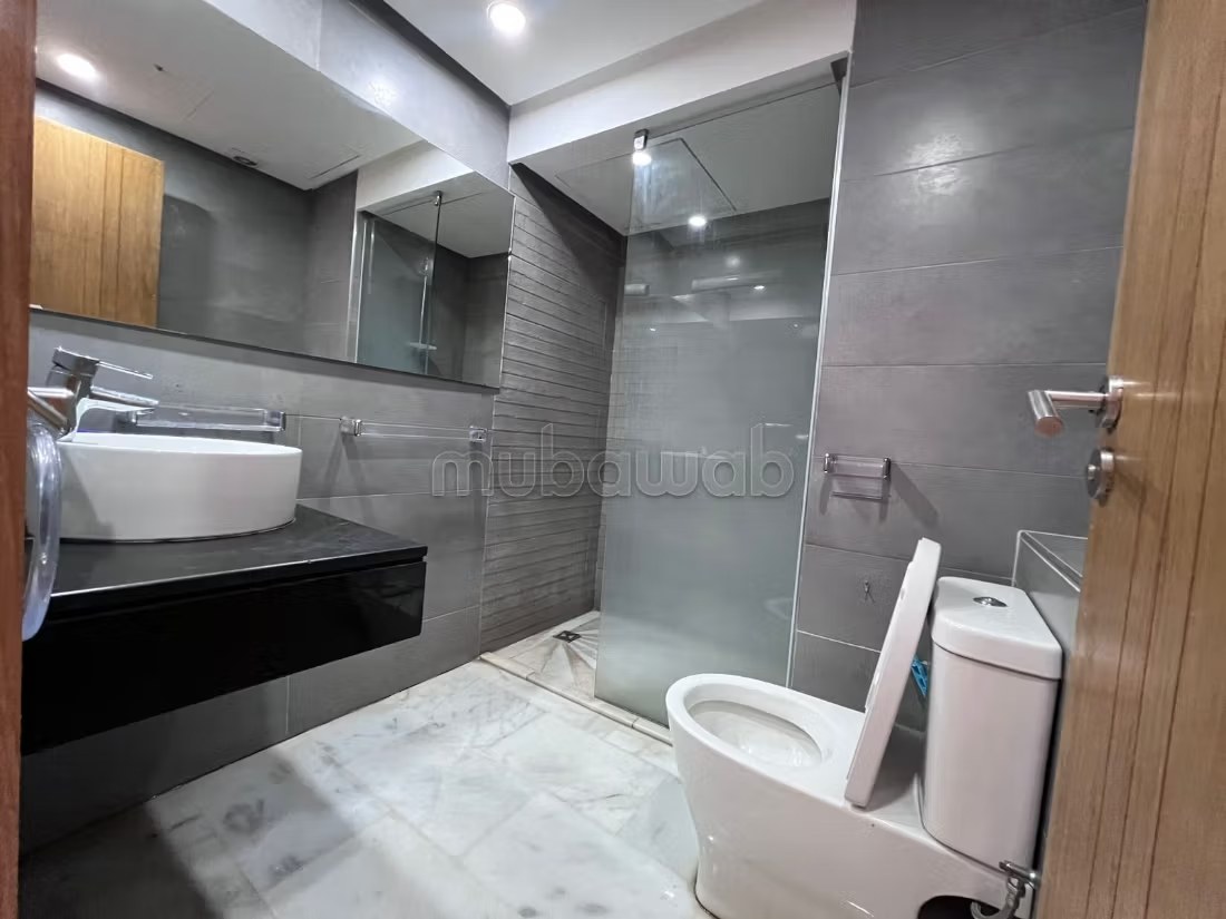 Location d'un appartement à Guéliz. 3 pièces. Concierge et climatisation. - Photo 9