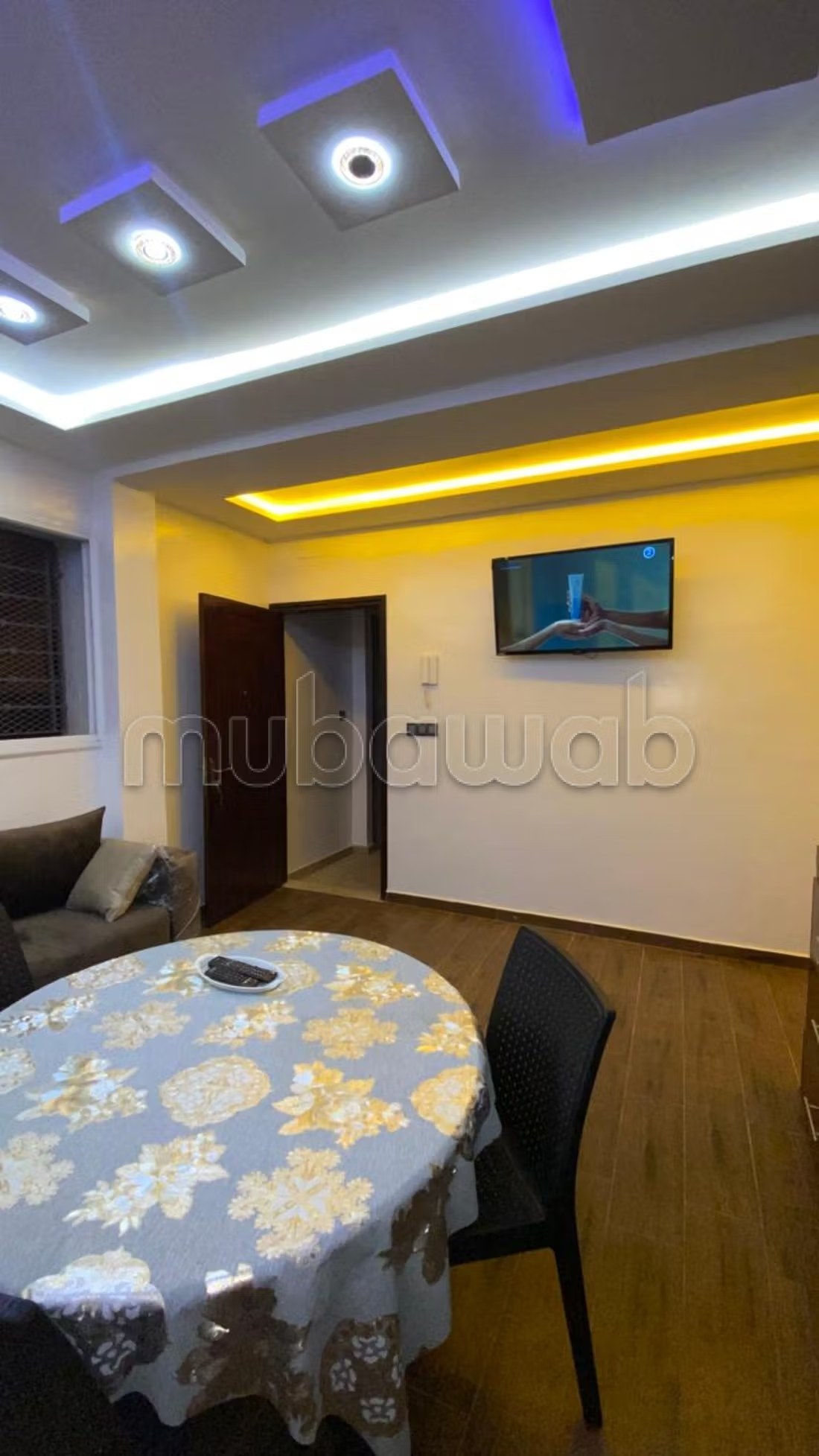 Location d'un appartement à Hay Mohammadi. Surface totale 80 m². Places de stationnement et jardin
